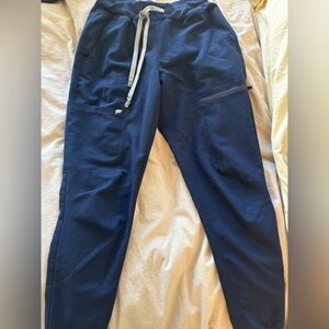 Fabletics bottoms scrubs